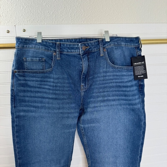 NEW True Classics W38 L30 Slim Jeans - Picture 2 of 8